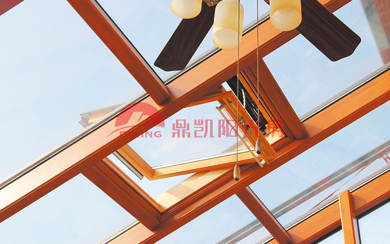 陽(yáng)光房怎么選門(mén)窗？快來(lái)抄！